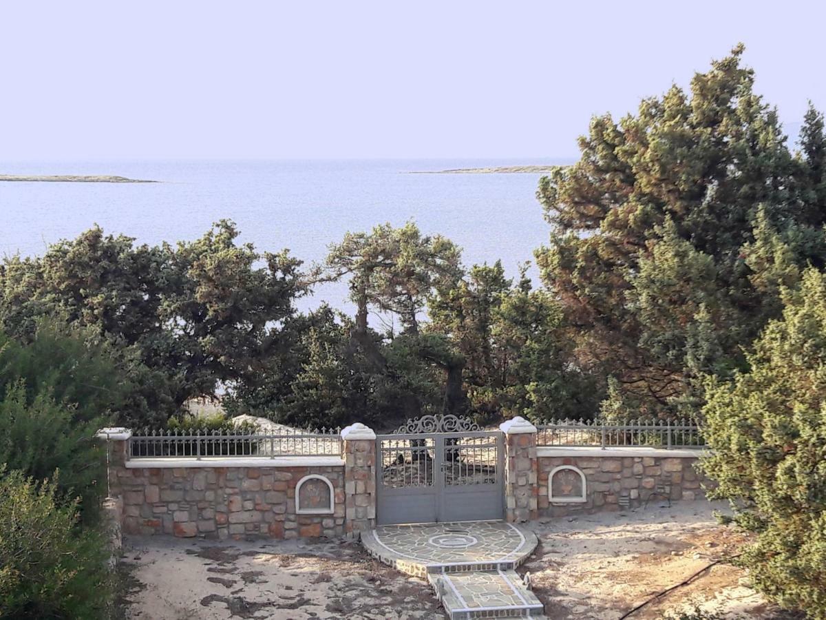Elafonisos: Two Storey House On The Sea Front Exterior foto